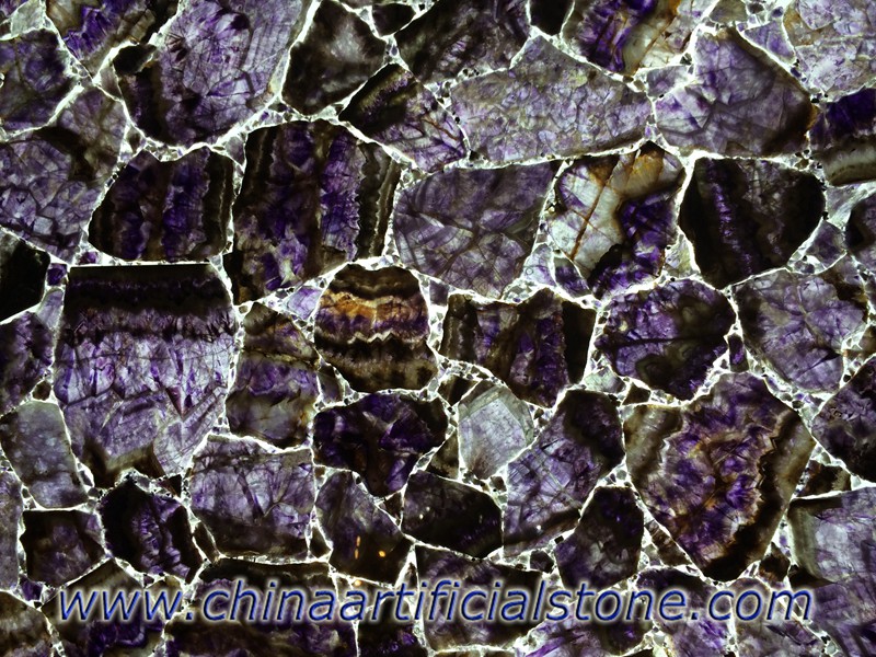 Azulejos de pared de losas de piedras preciosas de color púrpura amatista
