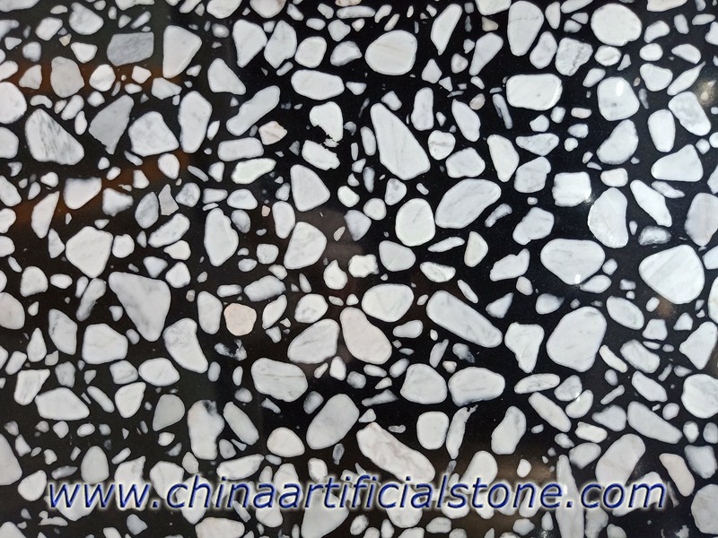 Grandes losas de mármol artificial negro agregado de adoquín blanco
