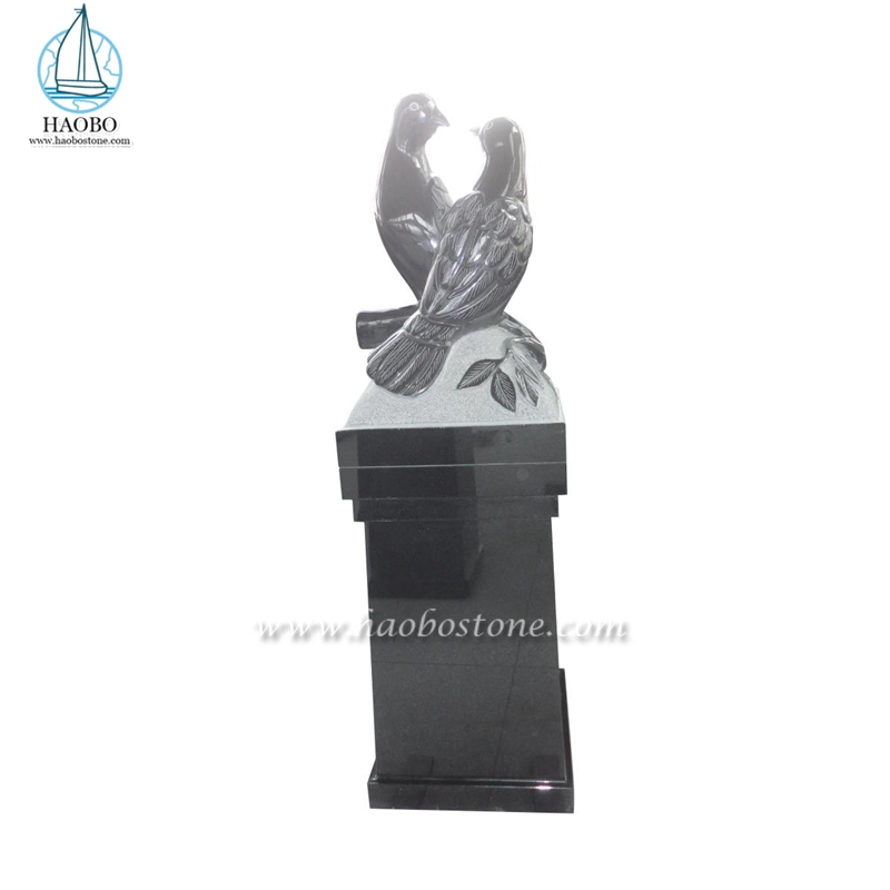 Lápida conmemorativa tallada en paloma de pájaro de granito negro de la India
