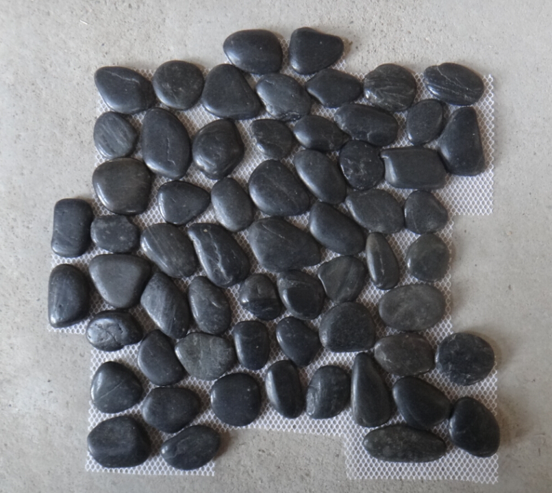 Proveedor de azulejos de malla de guijarros negros pulidos
