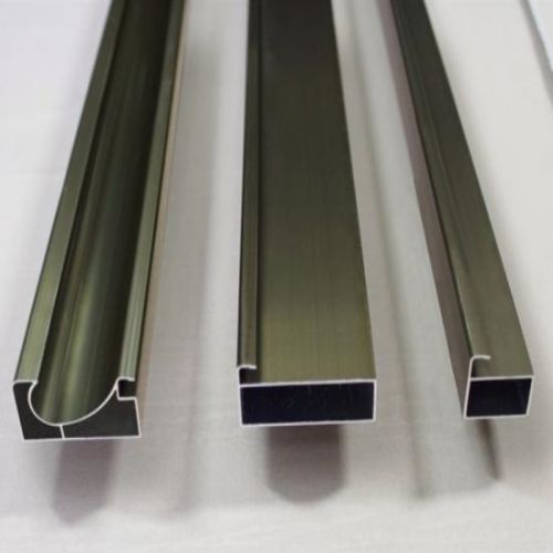 Perfil de sección de aleación de aluminio de extrusión de electroforesis de forma personalizada 6063
