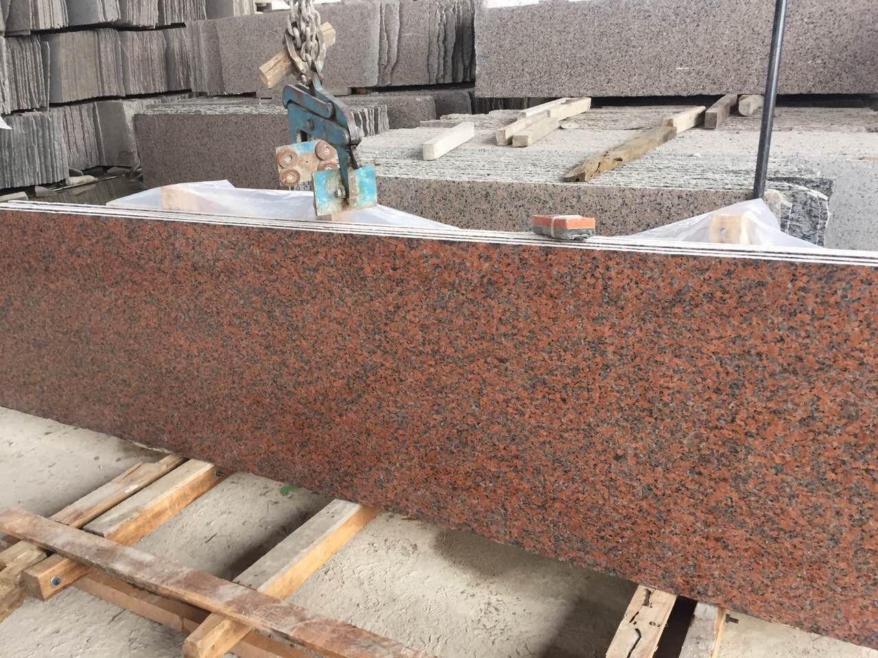 Maple Red Granite G562 Tile&amp;Slab
