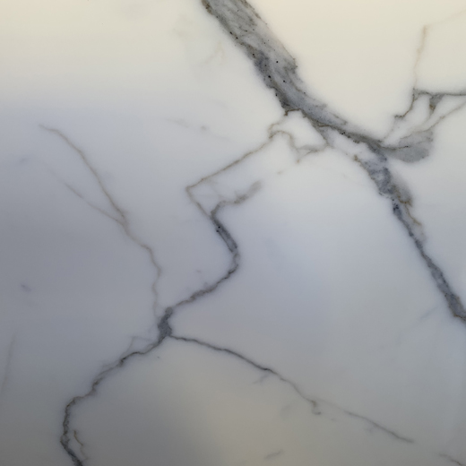 Losa blanca de Calacatta de piedra de cristal cristalizada nana de piedra artificial de China
