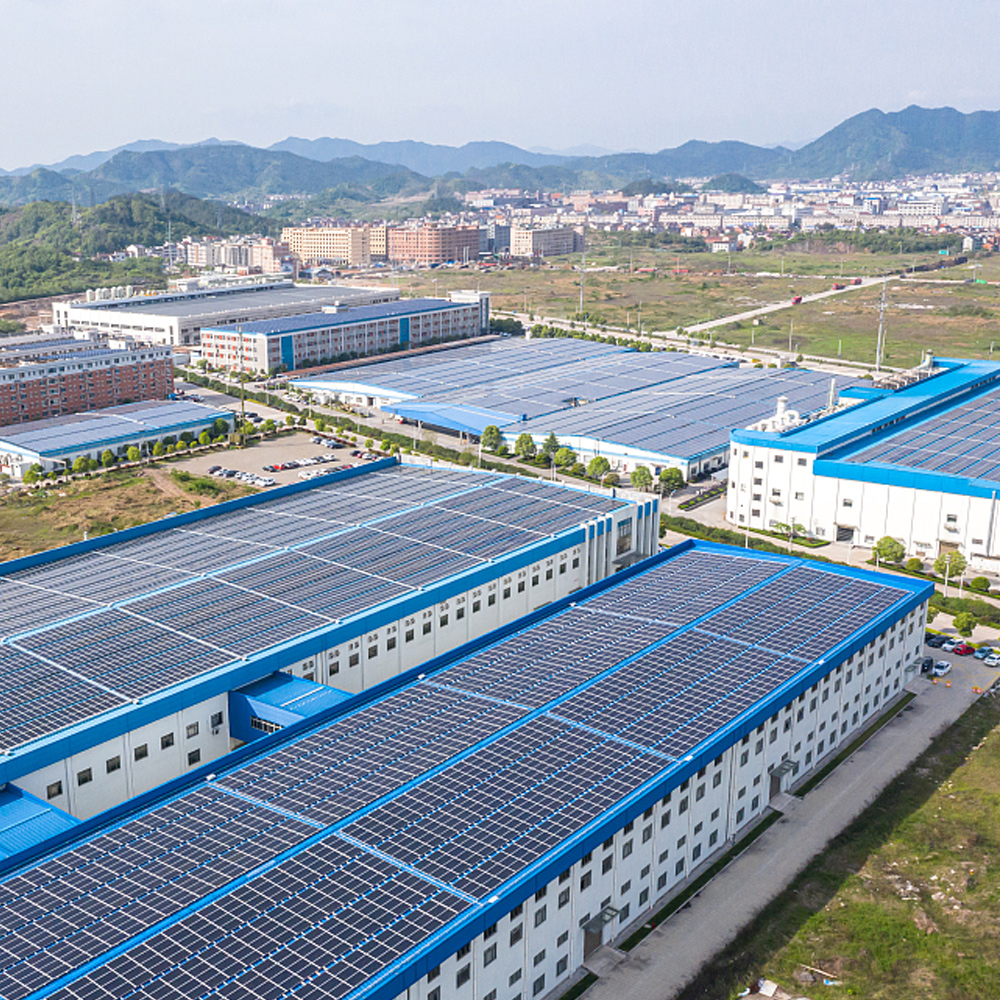 Sistema de almacenamiento de energía solar industrial y comercial.
