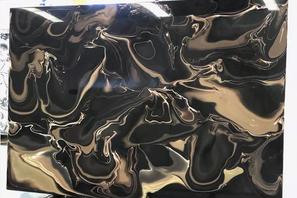 Panel de ónix translúcido negro